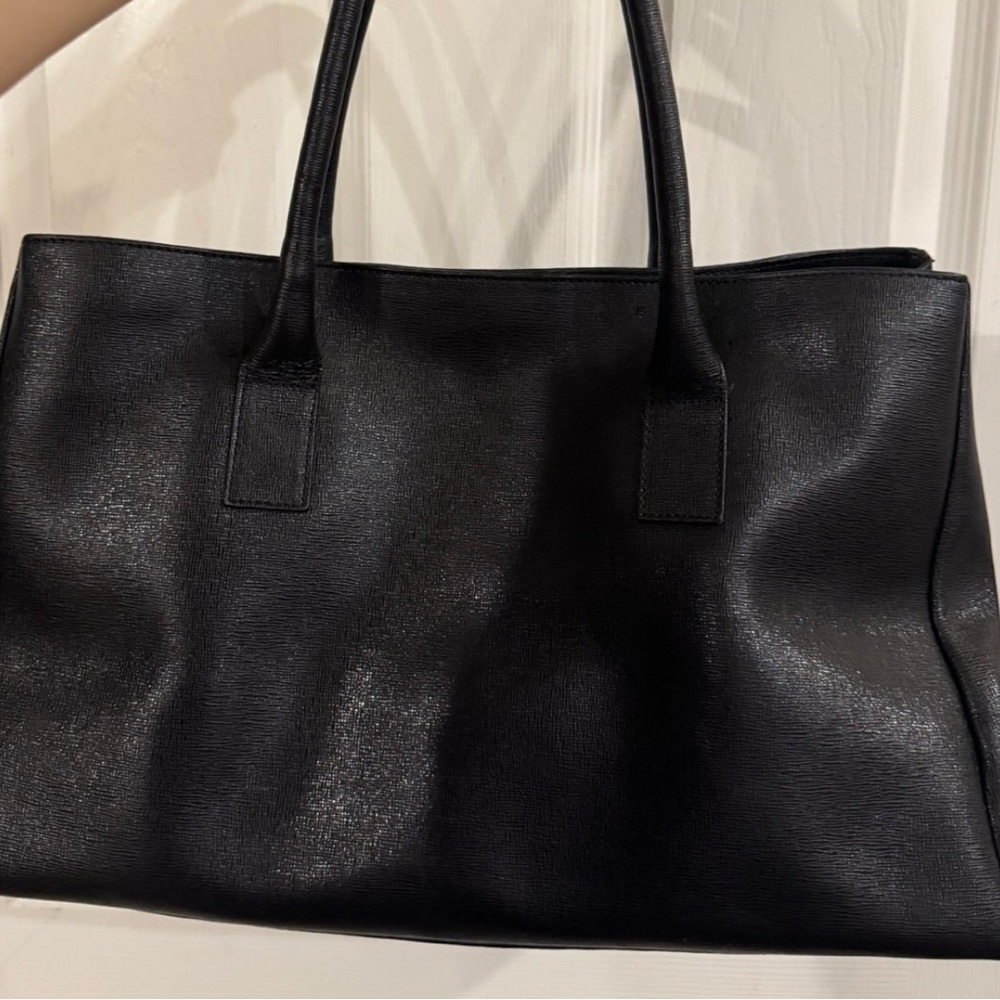 Furla Black Leather Shoulder Tote with Silver Turnlock - Picture 4 of 5